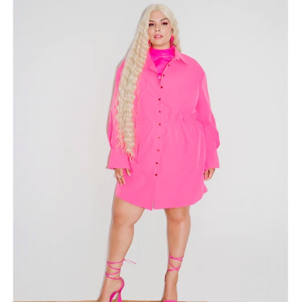 Hilary MacMillan x  Barbie Long Pink Blouse 2XL (NWOT)